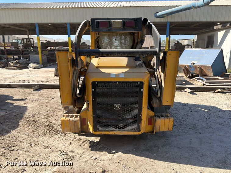 image for item FK3858 2009 John Deere 325 skid steer loader