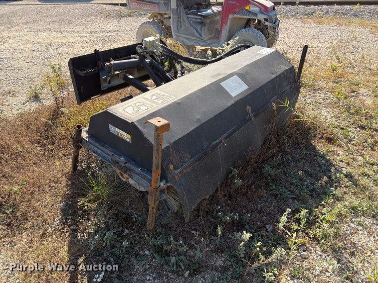 image for item FK3859 Skid steer attachments