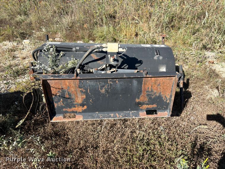 image for item FK3859 Skid steer attachments