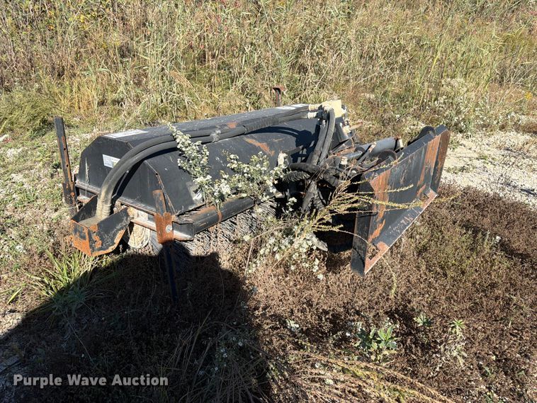 image for item FK3859 Skid steer attachments