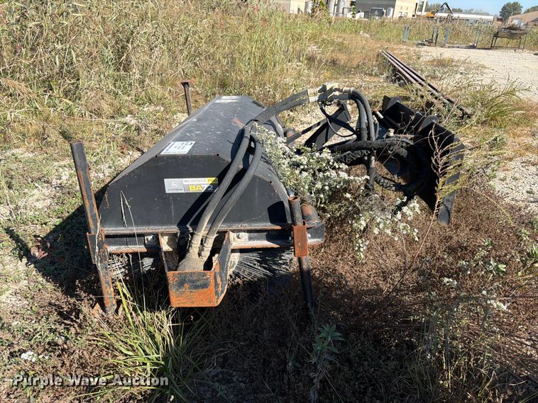 image for item FK3859 Skid steer attachments