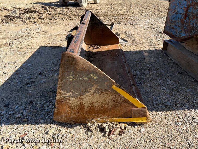 image for item FK3859 Skid steer attachments