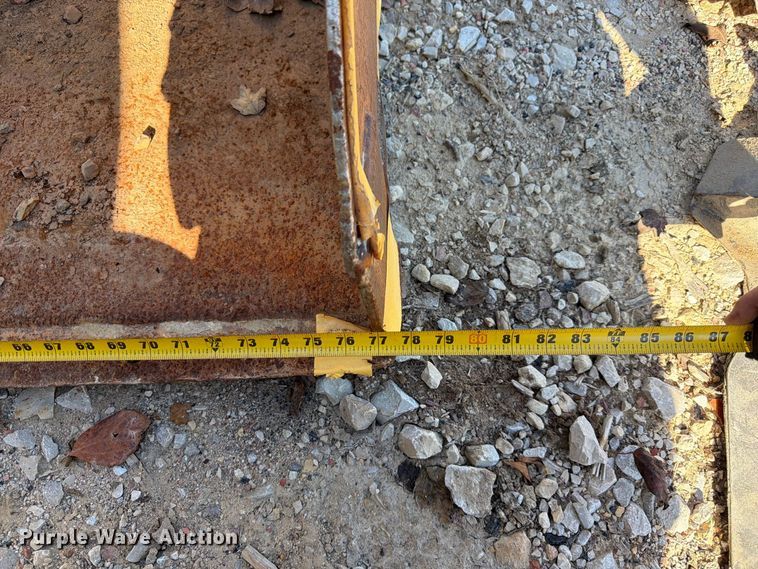 image for item FK3859 Skid steer attachments