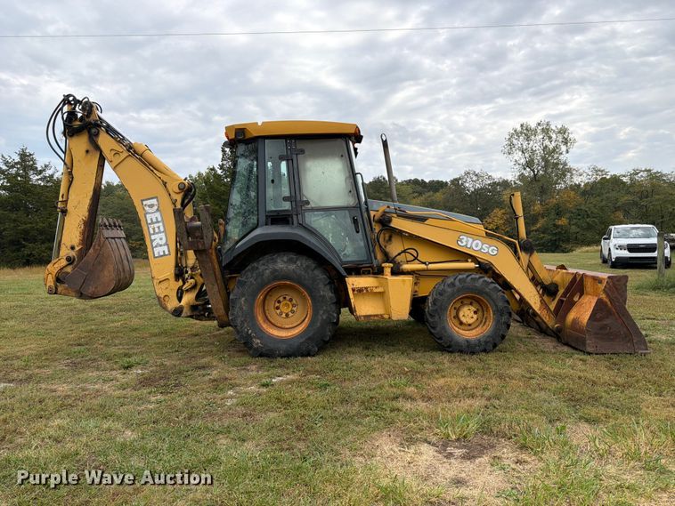 image for item FK3860 2004 John Deere 310SG backhoe