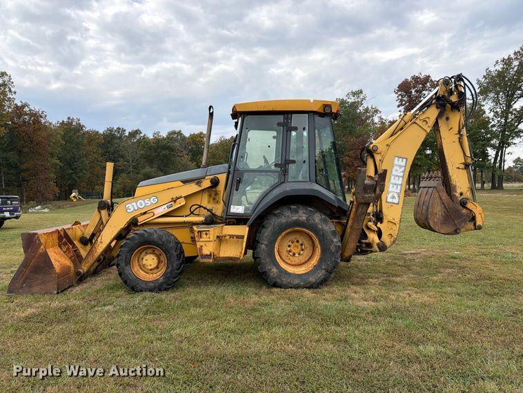 image for item FK3860 2004 John Deere 310SG backhoe