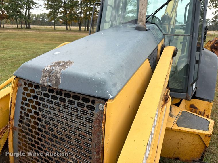 image for item FK3860 2004 John Deere 310SG backhoe