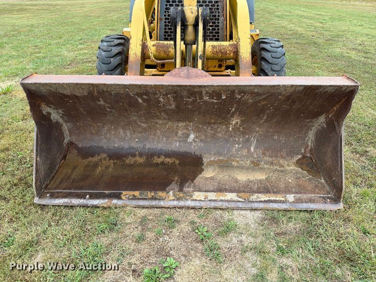 image for item FK3860 2004 John Deere 310SG backhoe
