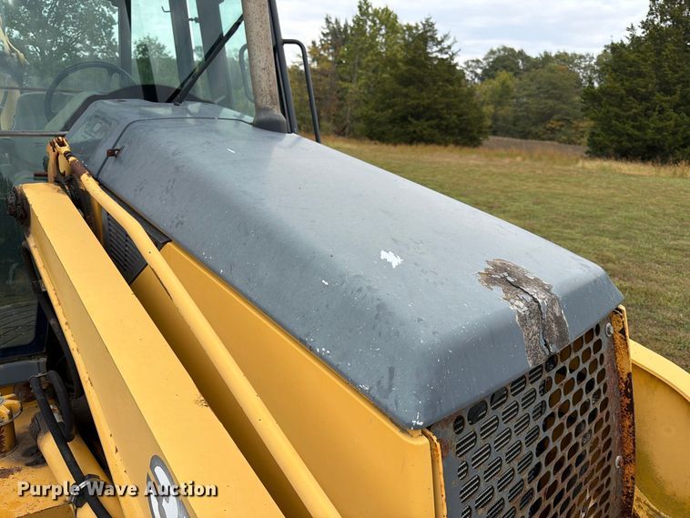 image for item FK3860 2004 John Deere 310SG backhoe