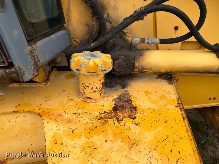 image for item FK3860 2004 John Deere 310SG backhoe
