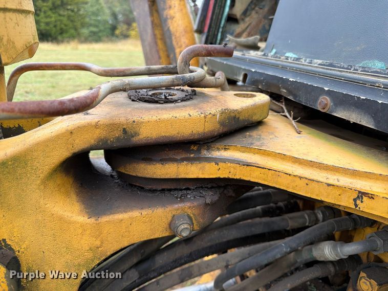 image for item FK3860 2004 John Deere 310SG backhoe