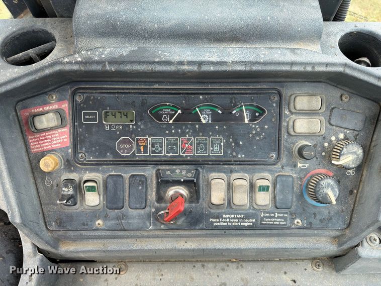 image for item FK3860 2004 John Deere 310SG backhoe