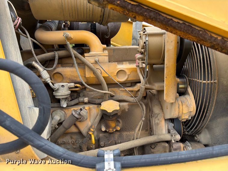 image for item FK3860 2004 John Deere 310SG backhoe