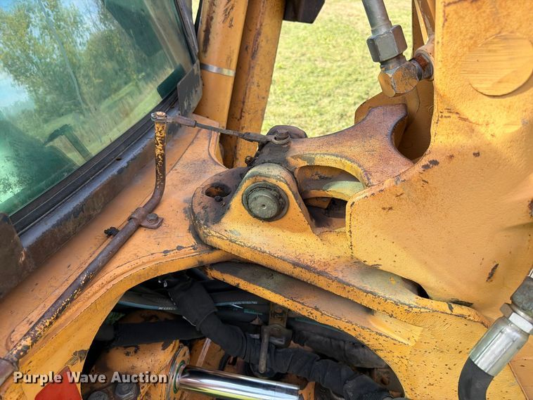 image for item FK3955 1998 Case 580 Super L Series II backhoe