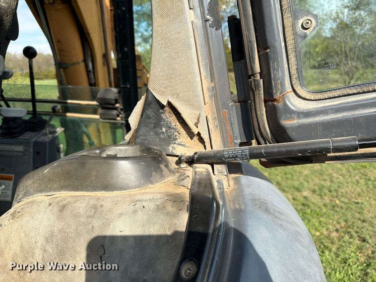 image for item FK3955 1998 Case 580 Super L Series II backhoe