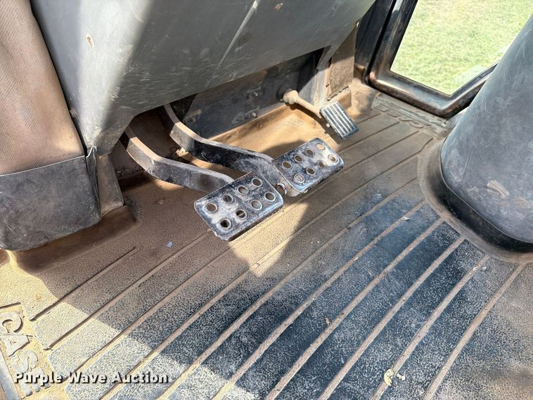 image for item FK3955 1998 Case 580 Super L Series II backhoe
