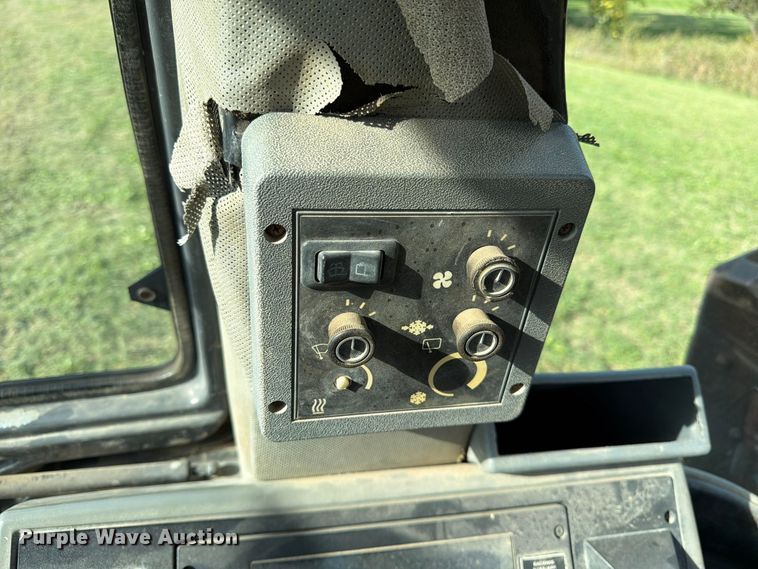 image for item FK3955 1998 Case 580 Super L Series II backhoe