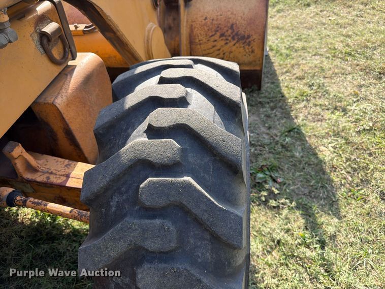 image for item FK3955 1998 Case 580 Super L Series II backhoe