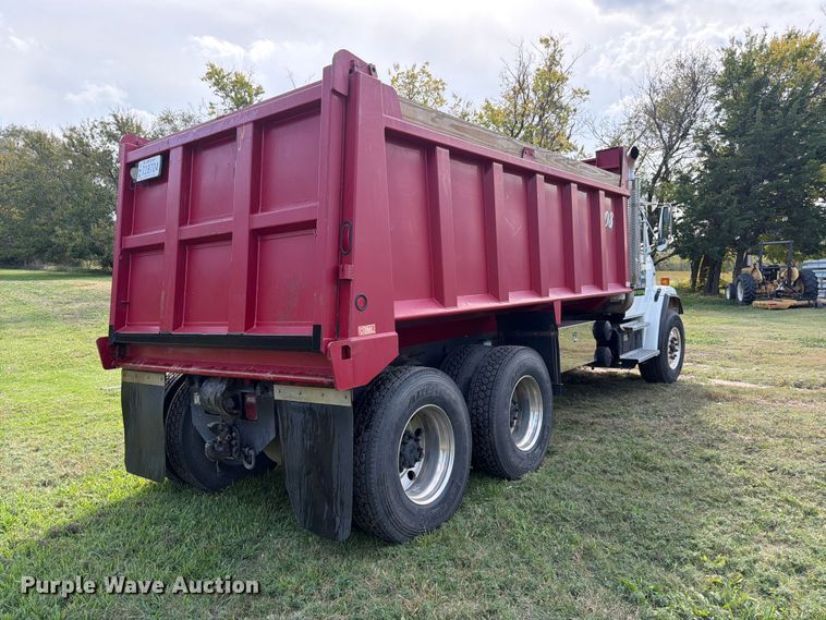 image for item FK3957 2000 Freightliner FL80 dump truck