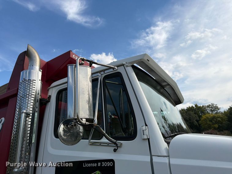 image for item FK3957 2000 Freightliner FL80 dump truck