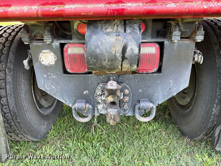 image for item FK3957 2000 Freightliner FL80 dump truck