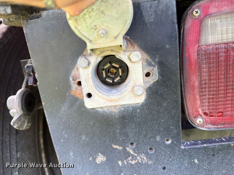 image for item FK3957 2000 Freightliner FL80 dump truck