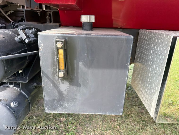 image for item FK3957 2000 Freightliner FL80 dump truck