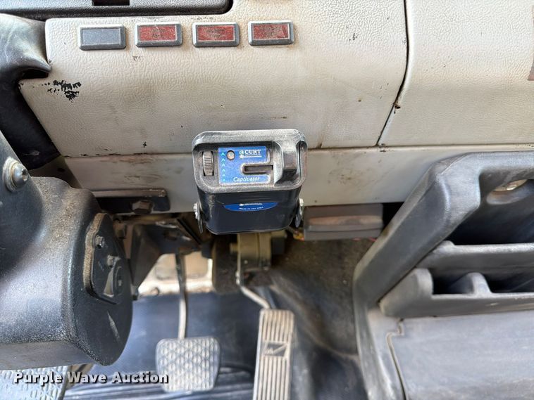 image for item FK3957 2000 Freightliner FL80 dump truck