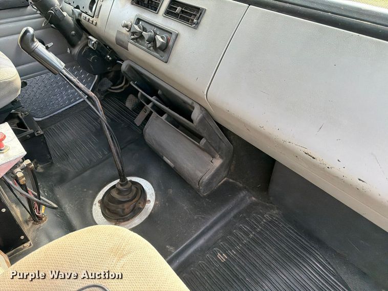 image for item FK3957 2000 Freightliner FL80 dump truck