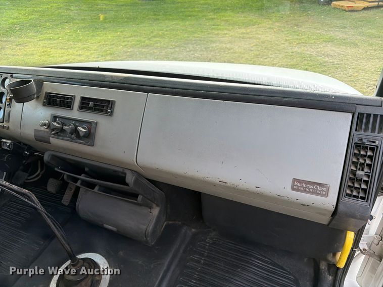 image for item FK3957 2000 Freightliner FL80 dump truck