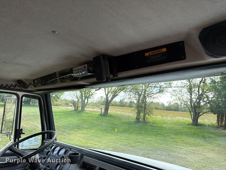 image for item FK3957 2000 Freightliner FL80 dump truck