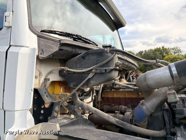 image for item FK3957 2000 Freightliner FL80 dump truck
