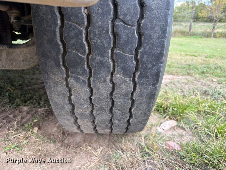image for item FK3957 2000 Freightliner FL80 dump truck