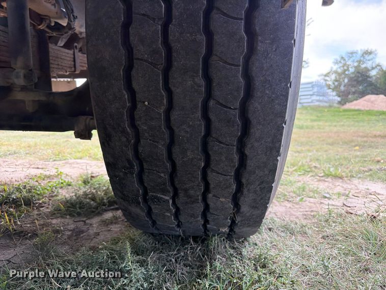 image for item FK3957 2000 Freightliner FL80 dump truck