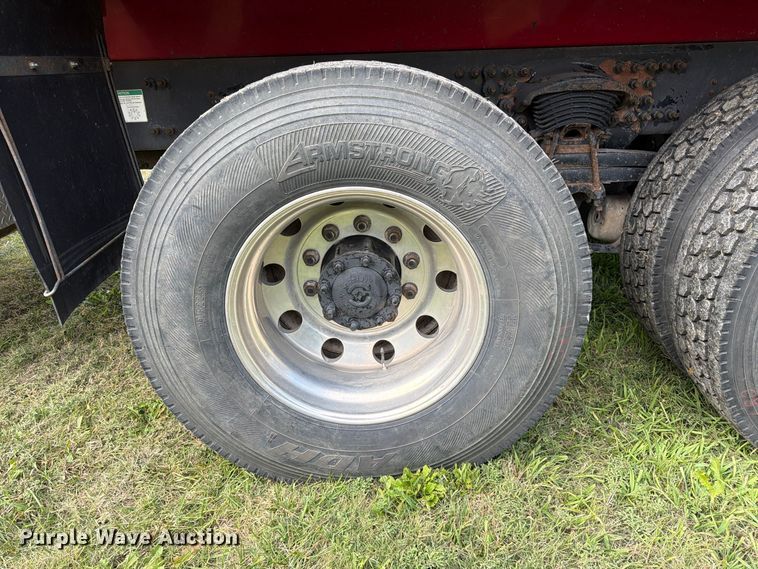 image for item FK3957 2000 Freightliner FL80 dump truck