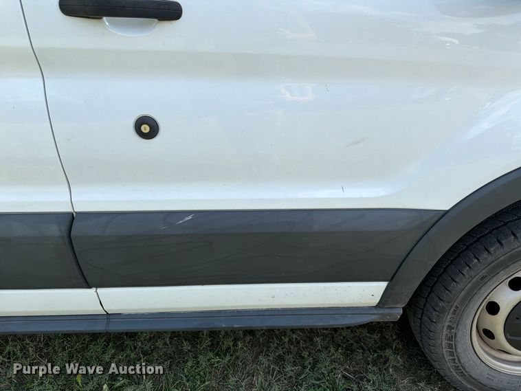 image for item FK3958 2016 Ford Transit 250 delivery van