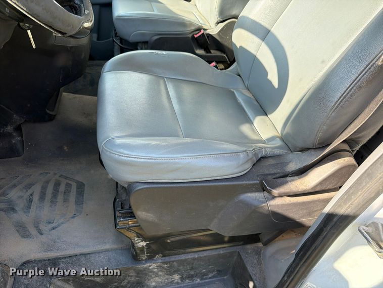 image for item FK3958 2016 Ford Transit 250 delivery van