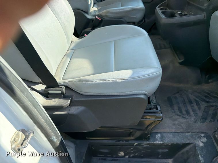image for item FK3958 2016 Ford Transit 250 delivery van
