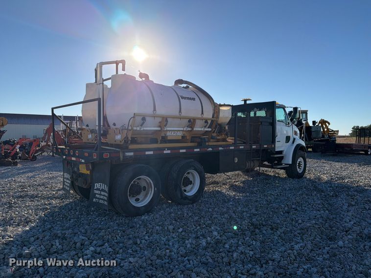 image for item FK4189 2008 Sterling L8500 flatbed truck with mud mixing system  
