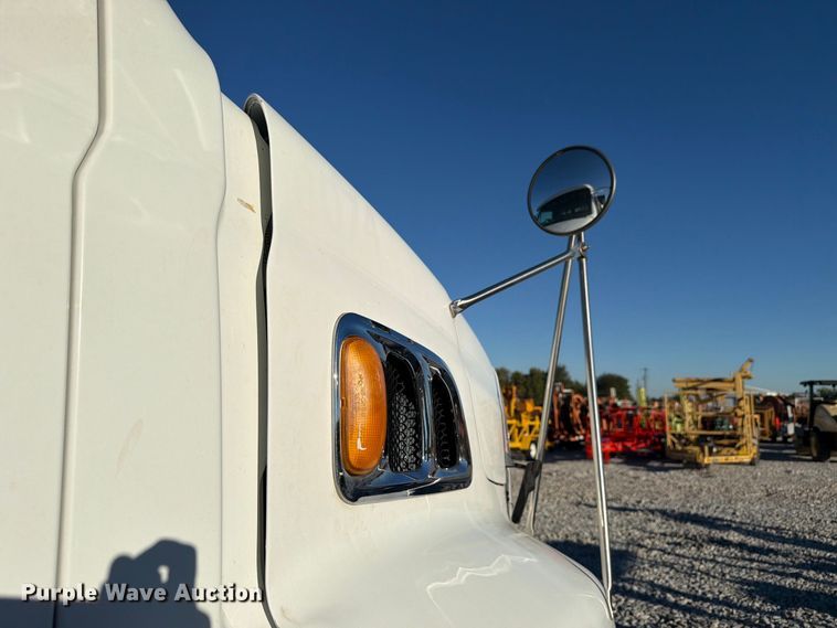 image for item FK4189 2008 Sterling L8500 flatbed truck with mud mixing system  