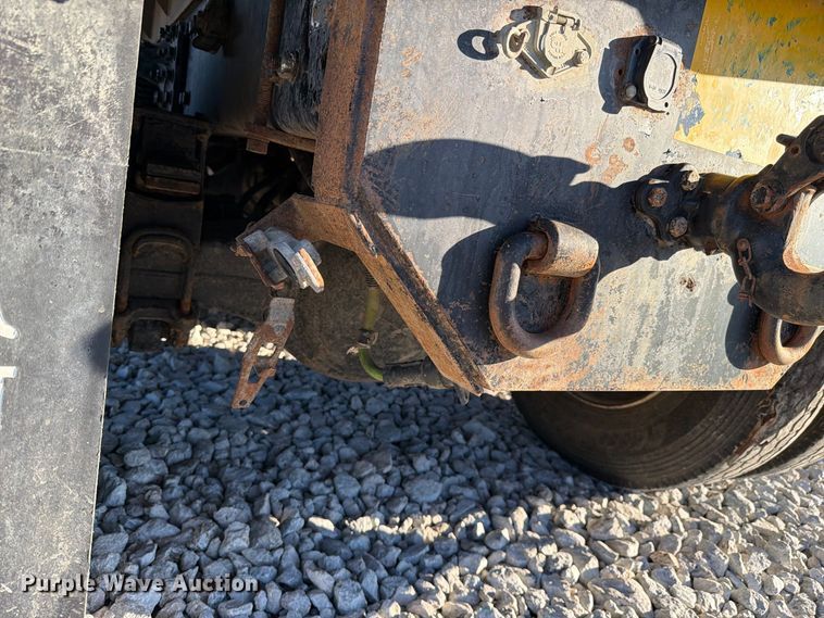 image for item FK4189 2008 Sterling L8500 flatbed truck with mud mixing system  