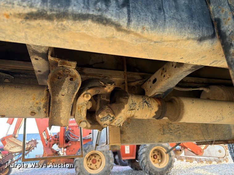 image for item FK4189 2008 Sterling L8500 flatbed truck with mud mixing system  