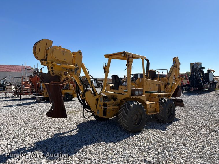 image for item FK4190 2002 Vermeer V8550A cable plow