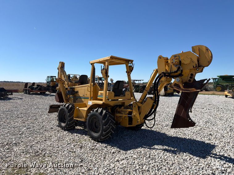 image for item FK4190 2002 Vermeer V8550A cable plow