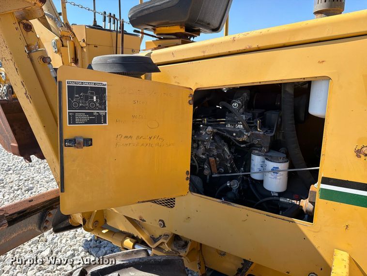 image for item FK4190 2002 Vermeer V8550A cable plow