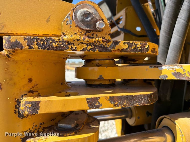 image for item FK4190 2002 Vermeer V8550A cable plow