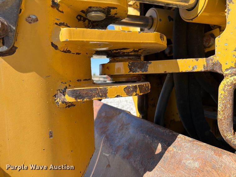 image for item FK4190 2002 Vermeer V8550A cable plow