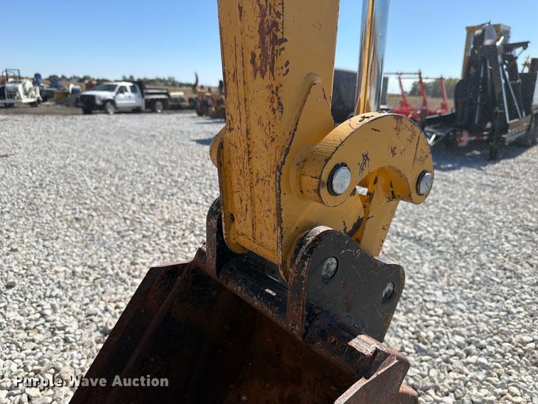 image for item FK4190 2002 Vermeer V8550A cable plow