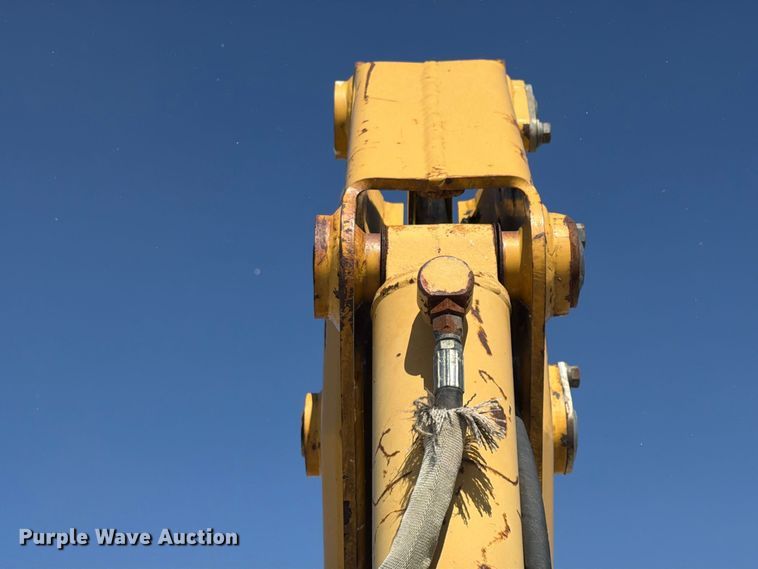 image for item FK4190 2002 Vermeer V8550A cable plow