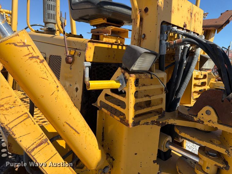 image for item FK4190 2002 Vermeer V8550A cable plow