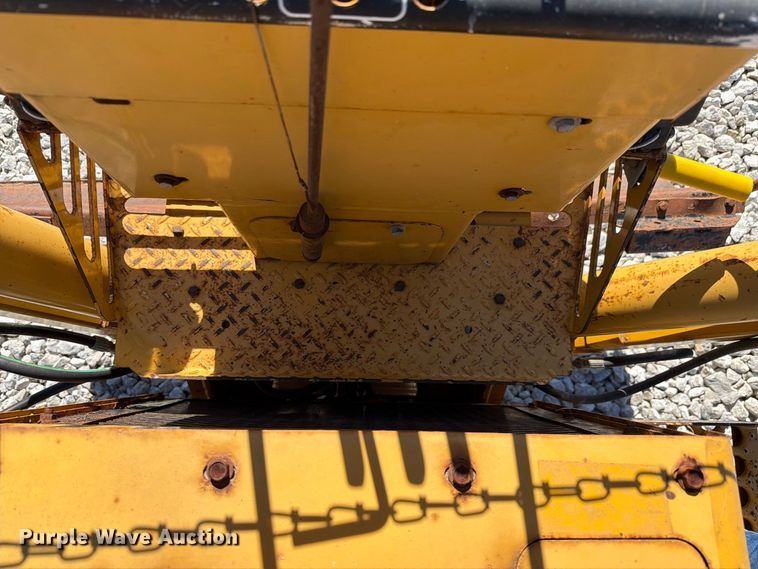 image for item FK4190 2002 Vermeer V8550A cable plow